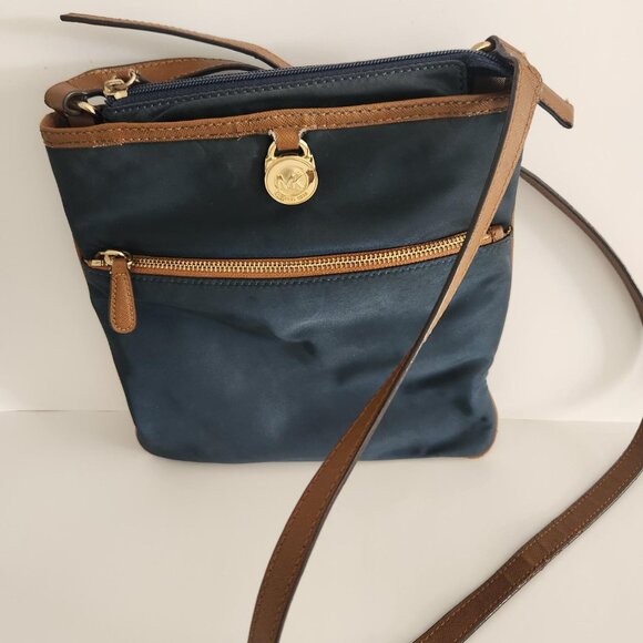 Michael Kors Navy Kempton Crossbody Bag - Picture 2 of 5